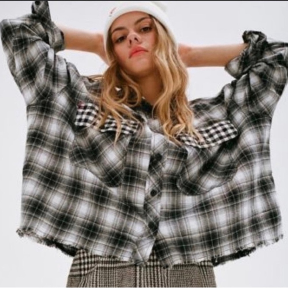 BDG cropped black and white patchy flannel Size XS